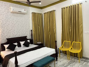 2 habitaciones, tabla de planchar con plancha, wifi y ropa de cama