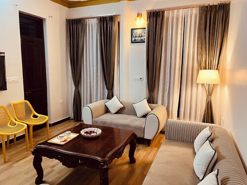 Karnı kripa
A humble abode in city centre of udaipur the city of lakes