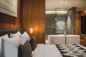 Articles de toilette gratuits, sèche-cheveux, peignoirs