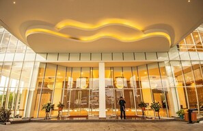 Exterior - Labersa Hotel And Convention Center Toba Balige (Balige)