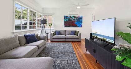 Spacious 3-Bed Home in Morningside with Backyard