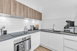 Fridge, microwave, oven, dishwasher
