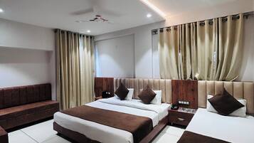 Superior-rum | Sängtillbehör av högsta kvalitet, gratis wi-fi och sängkläder