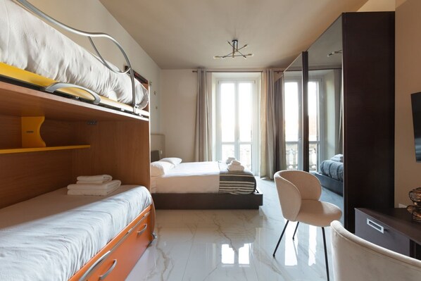 1 chambre, fer et planche à repasser, Wi-Fi