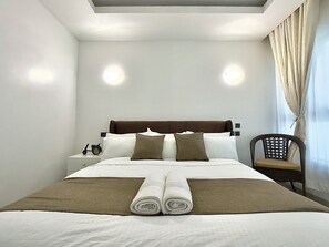 1 habitación, tabla de planchar con plancha, wifi y ropa de cama