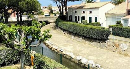 đ· Appartement mezzanine sur la lagune avec piscine đ·