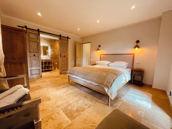 Apartment, 2 Bedrooms (3) | In-room safe, blackout drapes, soundproofing, iron/ironing board - La Réserve Provence (Vaugines)