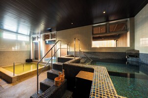 Baño termal público