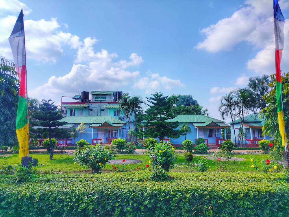 Gorumara Nature's Cottage image