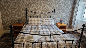 3 quartos, Wi-Fi de cortesia, roupa de cama