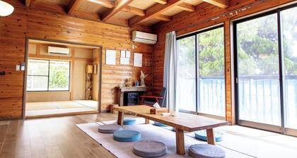 OCEAN RESORT MINT Overlooking the horizon! Cute three-story villa for rent by the sea