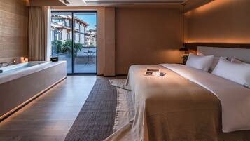 Comfort Double Room, Patio, Courtyard View | Laptop workspace, blackout drapes, iron/ironing board, free WiFi