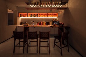 酒吧（店内）