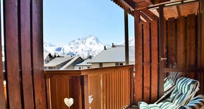 Bright Escape Near Ski Resort