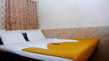 Double Room | Free WiFi