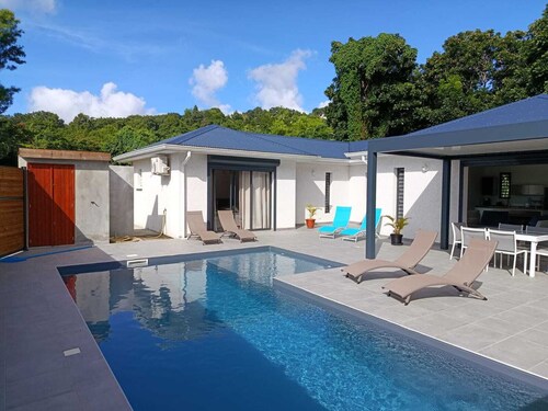 VILLA 4* BON AIR Surrounded by nature and close to the sea.