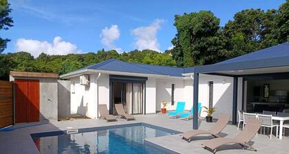 VILLA 4* BON AIR Surrounded by nature and close to the sea.