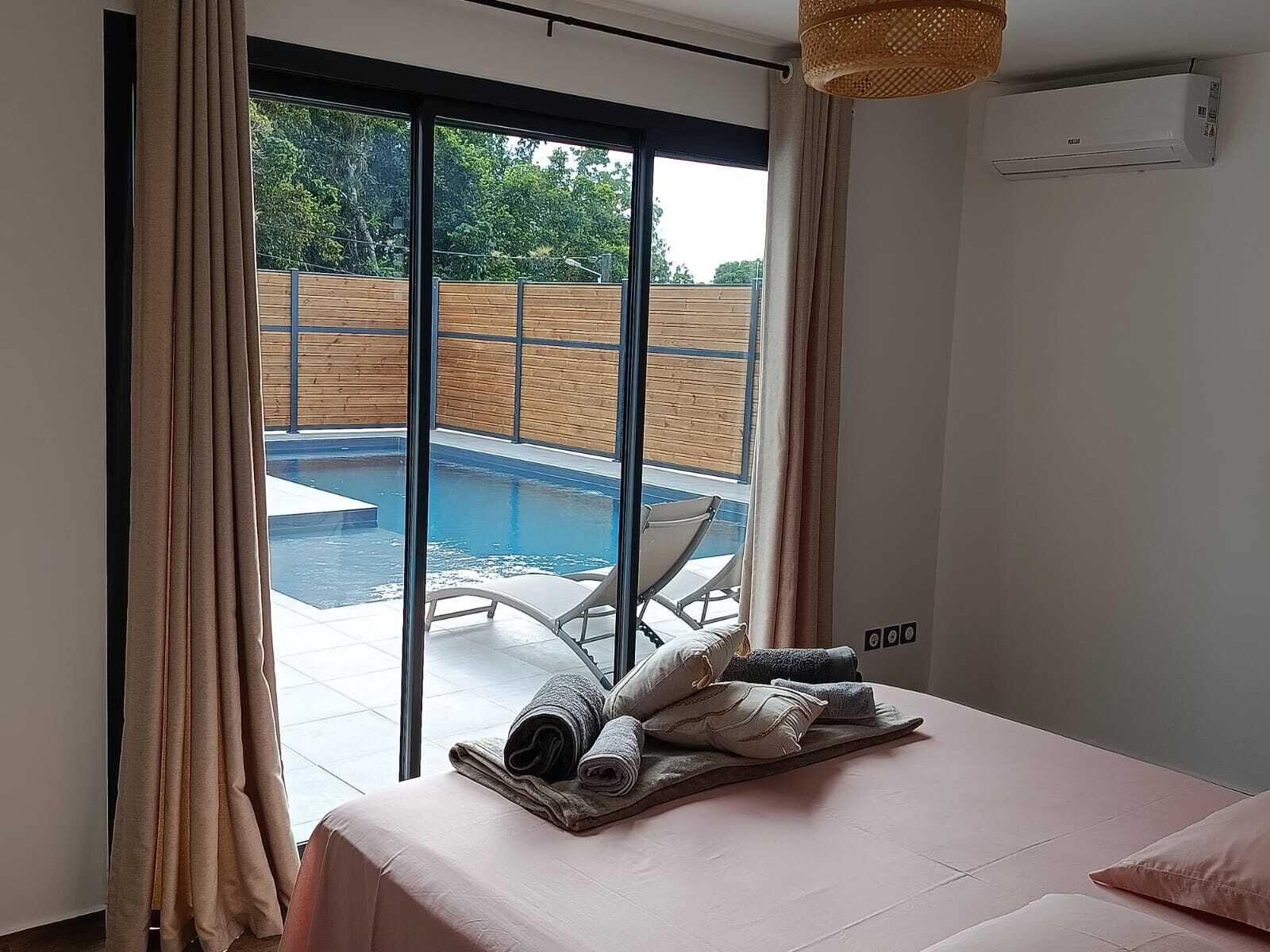 3 makuuhuonetta, silitysrauta/-lauta, vauvan matkasänky, ilmainen Wi-Fi