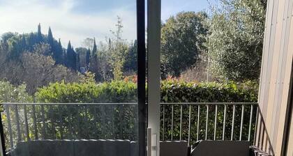 Charming 1-bedroom apartment in awesome Montpellier with AC, WiFi