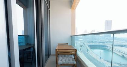 Bloomfields Premium STU Canal View