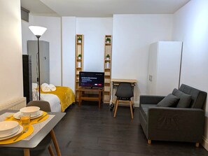 1 bedroom, iron/ironing board, free WiFi, bed sheets