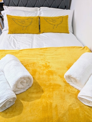 1 bedroom, iron/ironing board, free WiFi, bed sheets