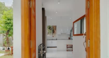 Joalis Villa Polhena