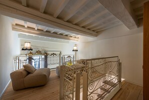 Suite Deluks, pemandangan lembah | Area keluarga