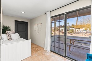 4 bedrooms, desk, iron/ironing board, travel cot