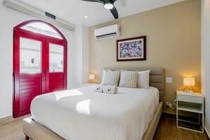 2 habitaciones, tabla de planchar con plancha, wifi y ropa de cama 