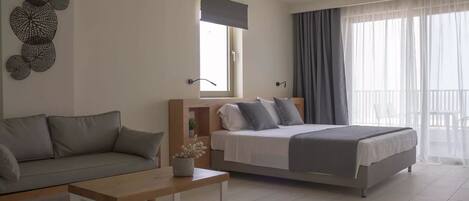 1 bedroom, in-room safe, iron/ironing board, free WiFi