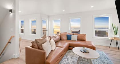 Brand New Custom Construction | Ocean Views | Hot Tub | Arcade | Sleeps 20