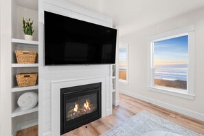 Interior - Brand New Custom Construction | Ocean Views | Hot Tub | Arcade | Sleeps 20 (Lincoln City)