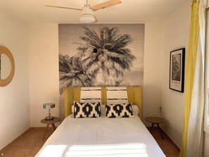 2 bedrooms, iron/ironing board - Golf de Saint Tropez, charming house, small private garden, swimming pool (La Môle)