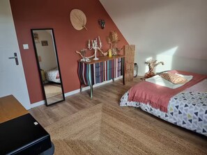 3 soverom, strykejern/-brett, wi-fi og sengetøy