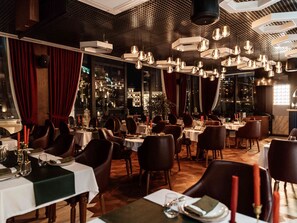 Desayuno bufé gratuito y diario