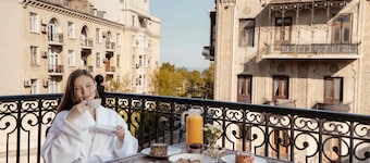 Meridian Luxury Boutique Hotel