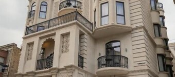 Meridian Luxury Boutique Hotel