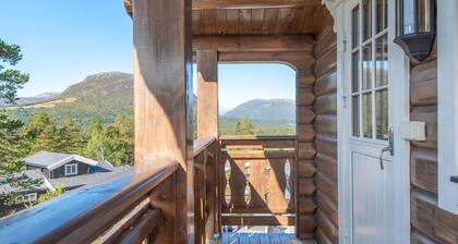Amazing home in Lesjaskog with WiFi