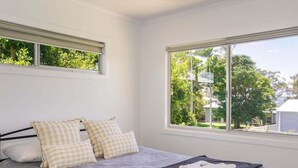 4 bedrooms, iron/ironing board, free WiFi - Welcome to "Bay 13" The Perfect Family Retreat with Inground Pool (Tin Can Bay)