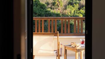 Phòng Suite Deluxe, ban công, quang cảnh núi | Hiên