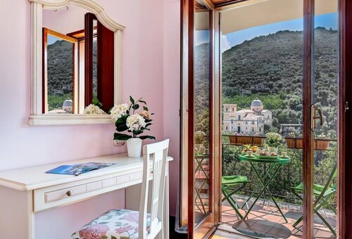 🌺Villa dei Fiori – Elegance, Nature & Serenity on the Sorrento Coast