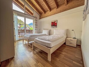 3 bedrooms, free WiFi - Beautiful apartment for 6 people with WIFI, TV and balcony (Saas-fee)