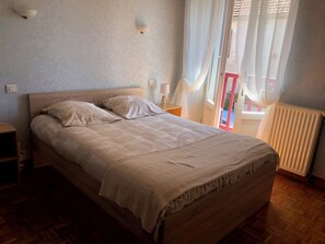 3 Schlafzimmer, Bügeleisen/Bügelbrett, kostenloses WLAN, Bettwäsche