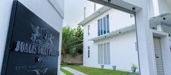 โจอาลิส วิลลา โพลเฮนา Pvt Ltd