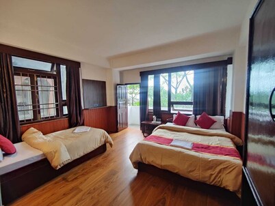 Hotel Ree Ghang 