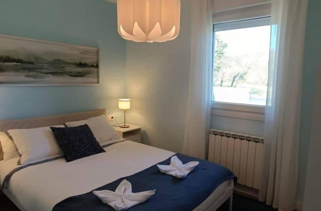 4 Schlafzimmer, Bügeleisen/Bügelbrett, kostenloses WLAN, Bettwäsche