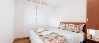 Casa Petisqueira 54 Paredes -Oporto