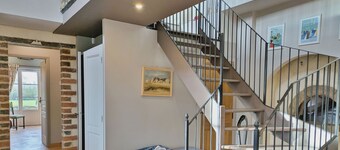 Country house with outdoor games and fireplace, 4 bedrooms for 8 people