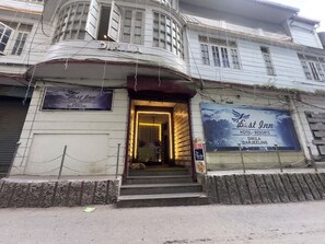 Front of property - Bon Best Inn (Darjeeling)